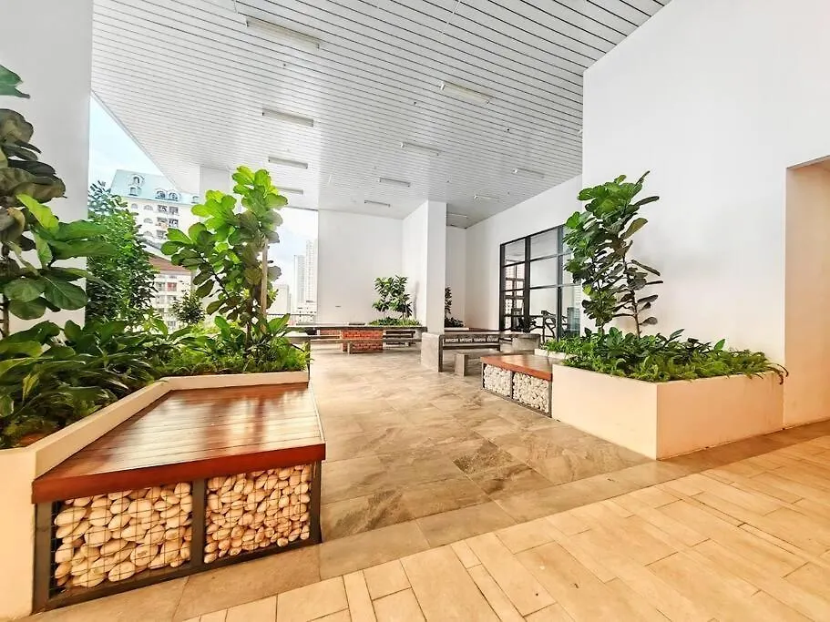Pretty Room With Balcony Klcc View In Chamber 吉隆坡 公寓