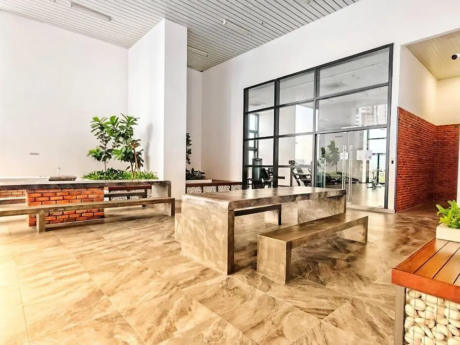 公寓 Pretty Room With Balcony Klcc View In Chamber 吉隆坡 马来西亚