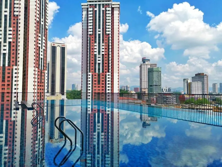Pretty Room With Balcony Klcc View In Chamber 吉隆坡 马来西亚