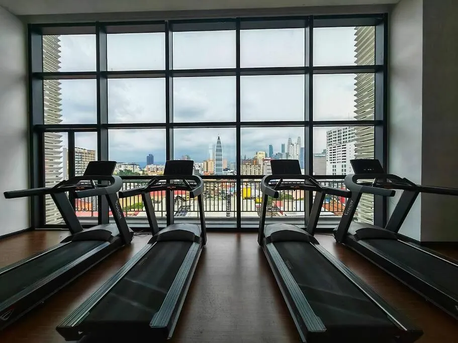 Pretty Room With Balcony Klcc View In Chamber Kuala Lumpur Daire